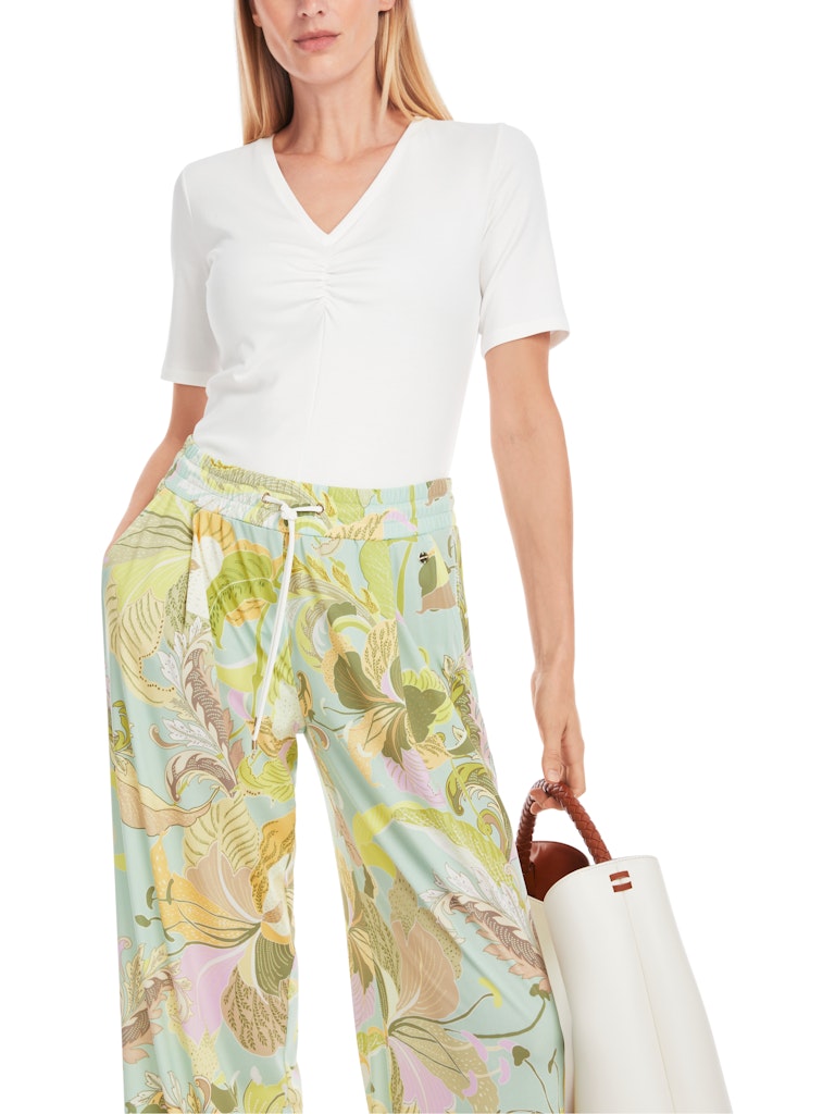 Shirt mit V-Ausschnitt mit Raffung in creme