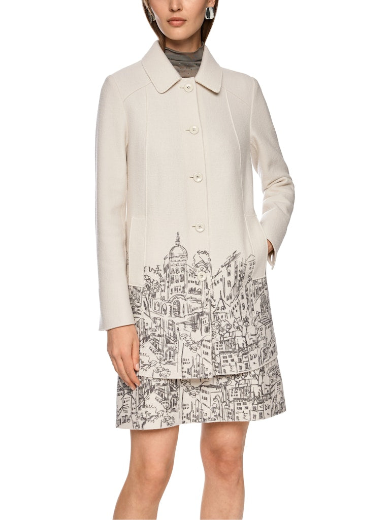 Walk-Mantel mit platziertem City-Print in smoke