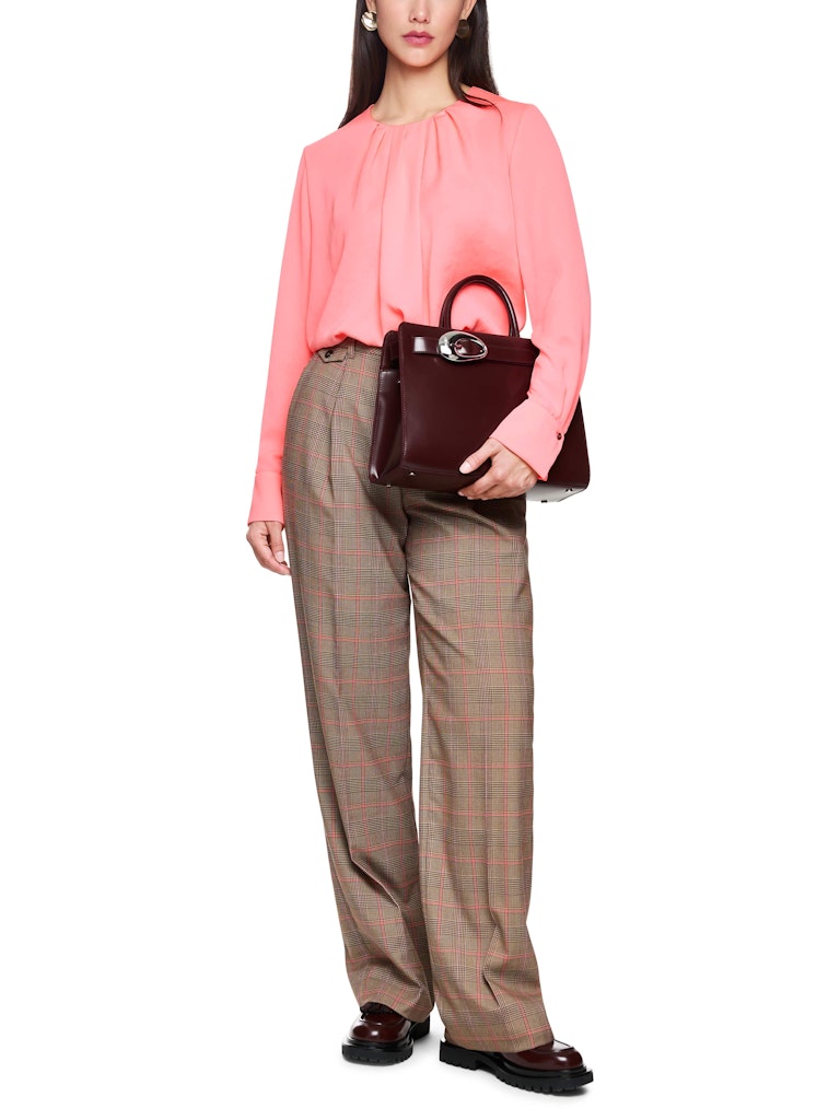Feminine Bluse in neon koralle „Rethink Together"