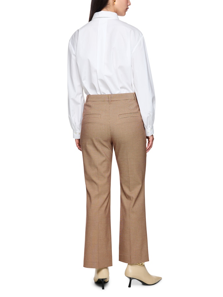 Hose mit Pepita Muster in soft maroon Modell FAID
