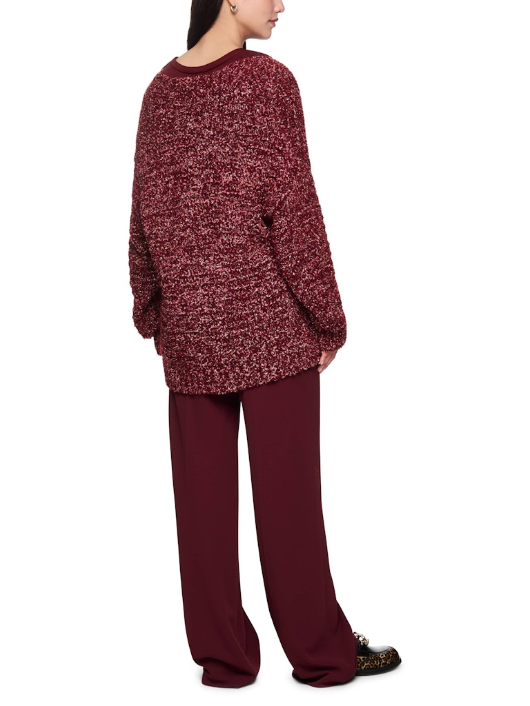 Cardigan mit Wow-Effekt in bright maroon Knitted in Germany