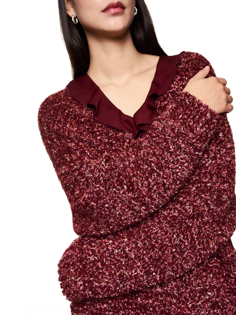 Cardigan mit Wow-Effekt in bright maroon Knitted in Germany