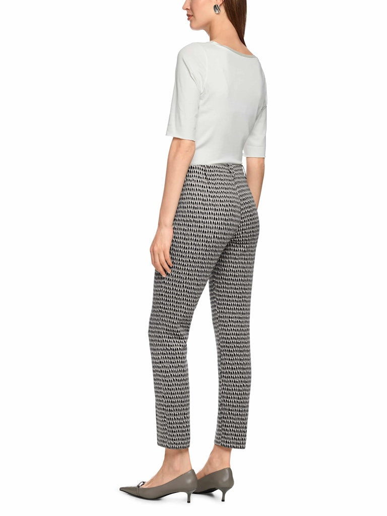 Scuba Hose im Sprinkles-Print in soft charcoal Modell SYDNEY