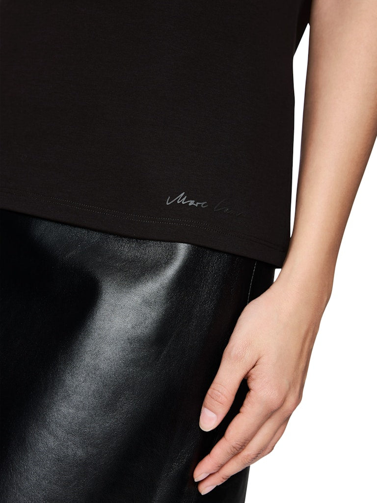 Shirt in schwarz mit Leo-Print und floralen Details