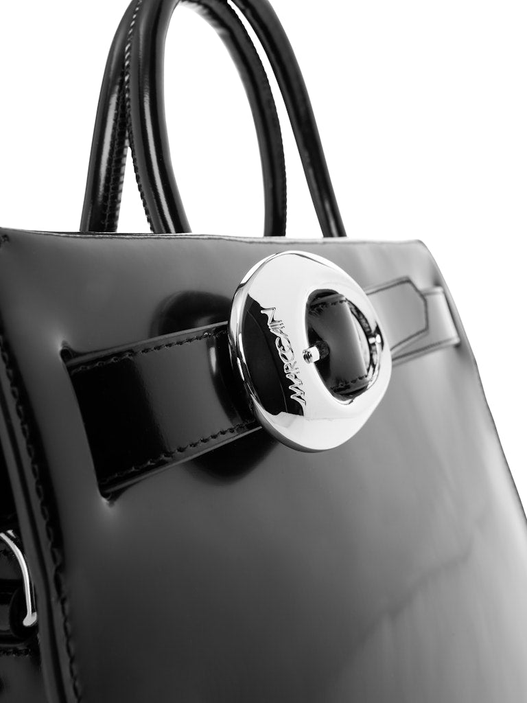 Edle Henkeltasche mit Logoschnalle in schwarz