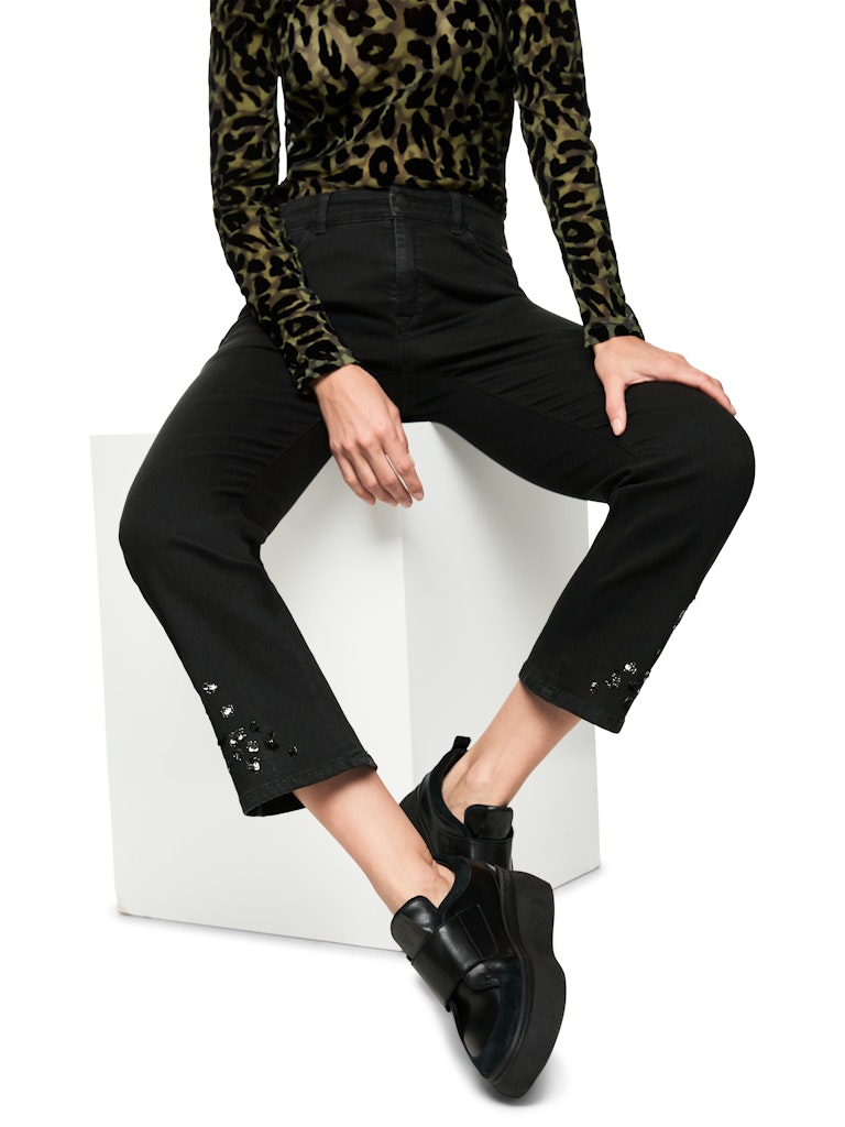 Jeans in schwarz mit Pailletten-Details Modell FORLI