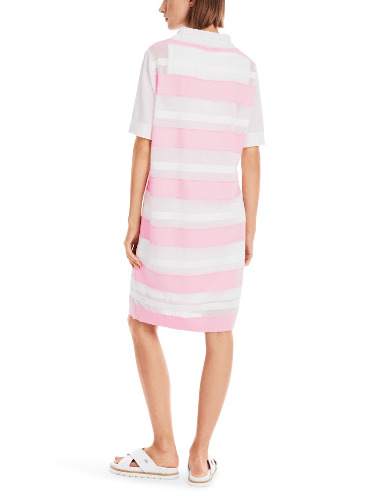 Ringel-Kleid in fresh pink aus Strick