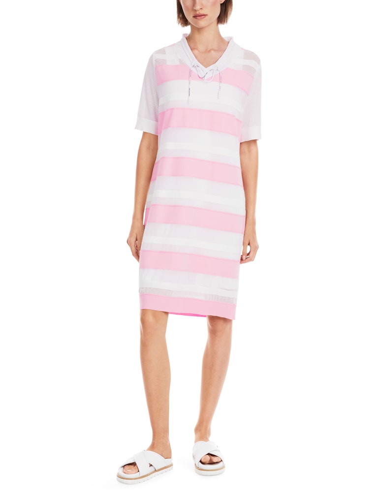 Ringel-Kleid in fresh pink aus Strick