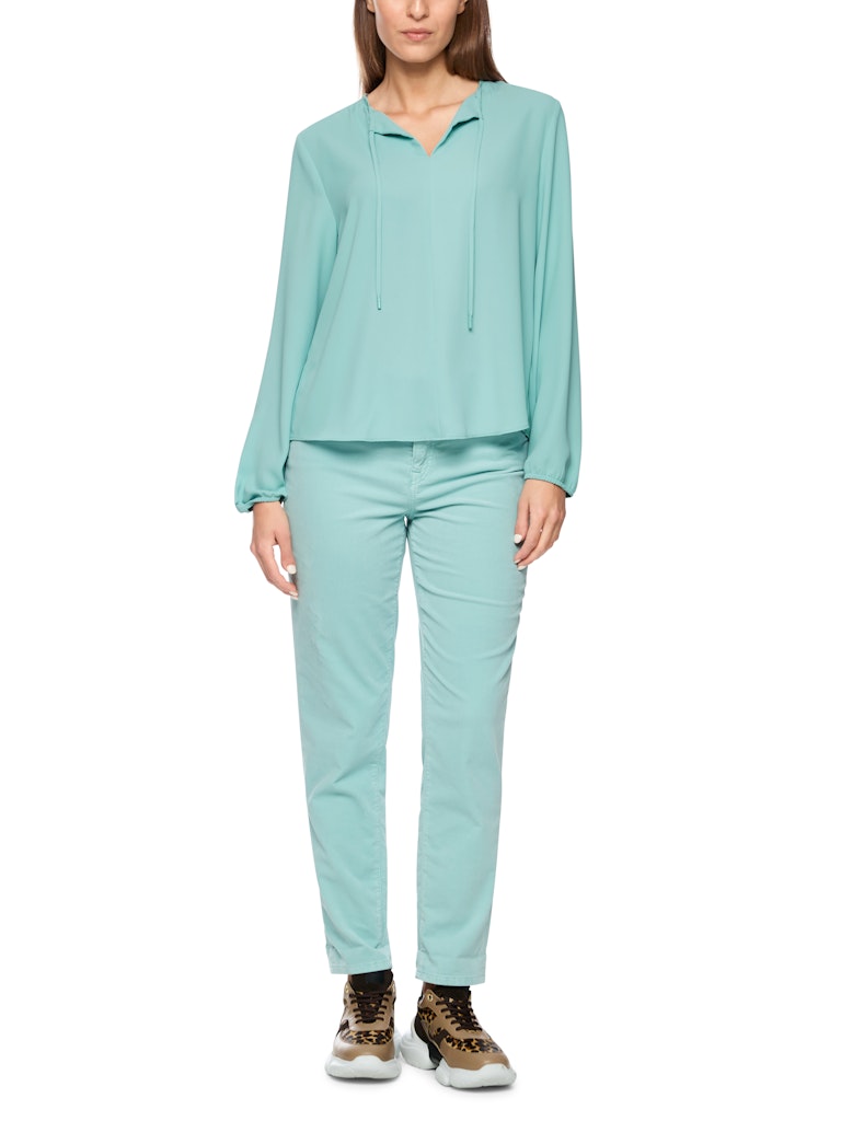 Bluse mit Schleifenband in türkis