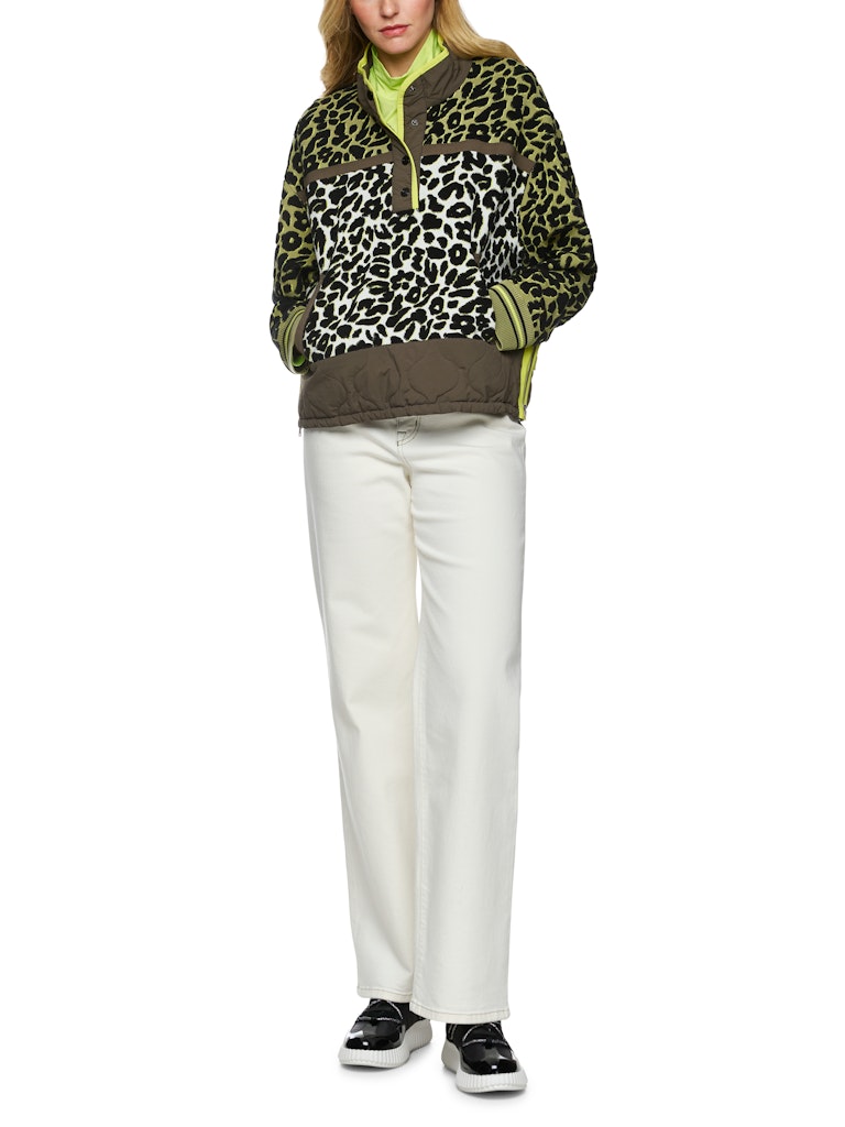 Sportlicher Pullover in olive mit 3D-Effekt-Strick