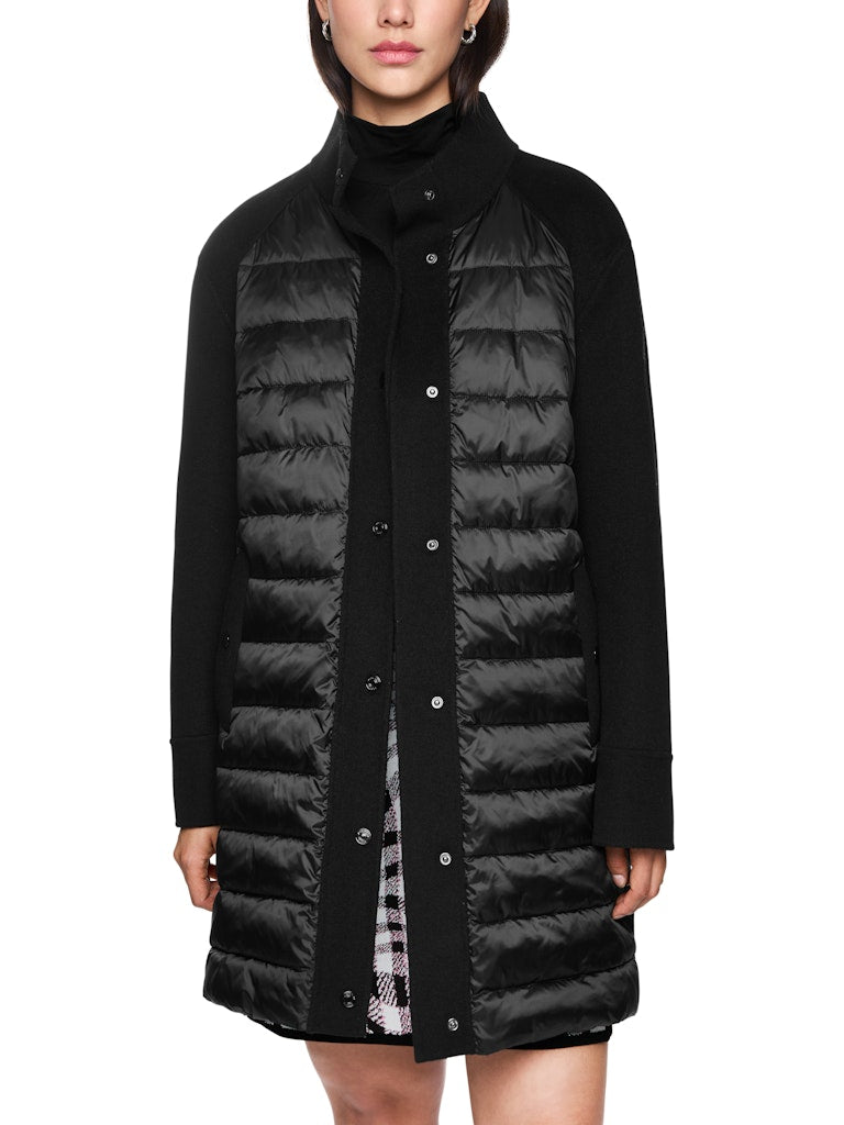 Outdoor Mantel in schwarz mit Wattierung