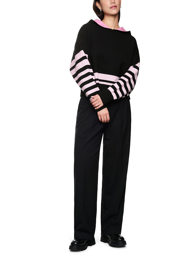 Wendbarer Strickpullover in schwarz und soft lilac