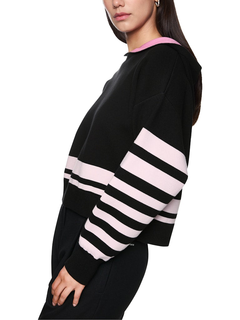 Wendbarer Strickpullover in schwarz und soft lilac