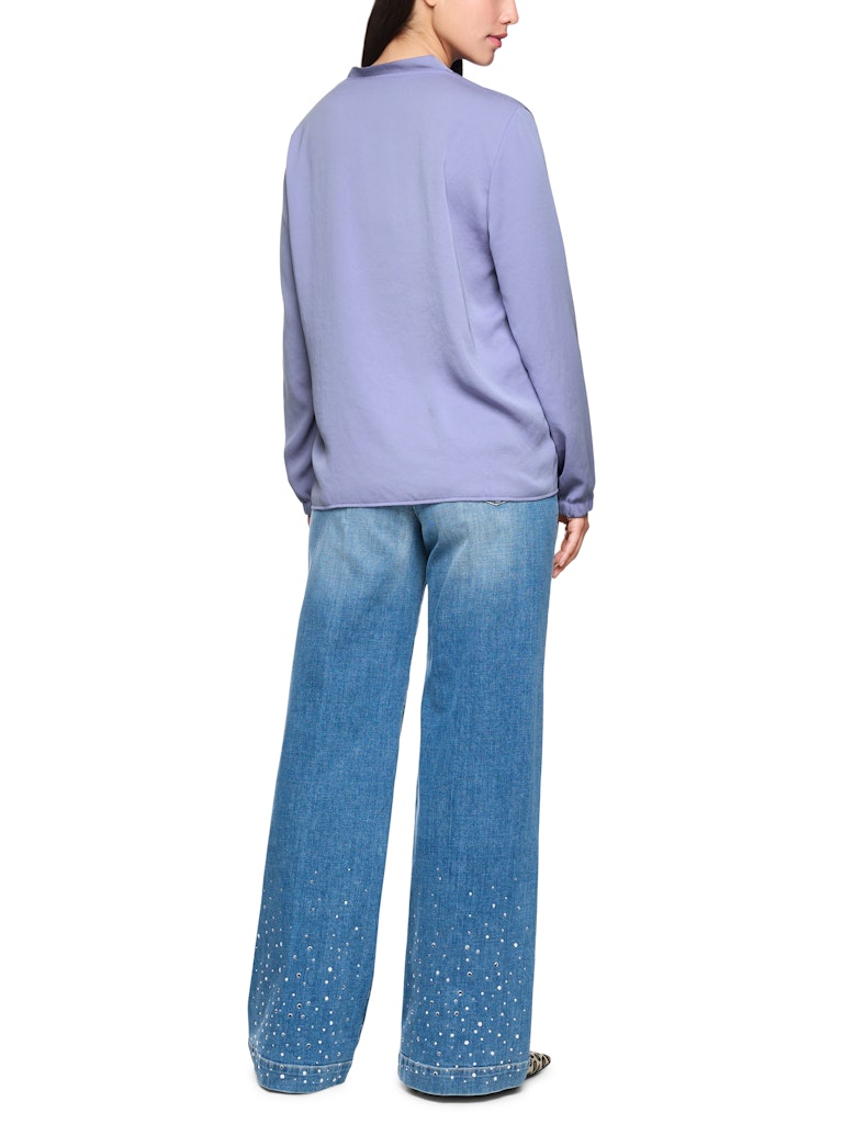 Basic Bluse mit V-Ausschnitt in bluish violet