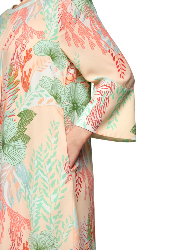 Kleid mit floralem Print in bright ecru