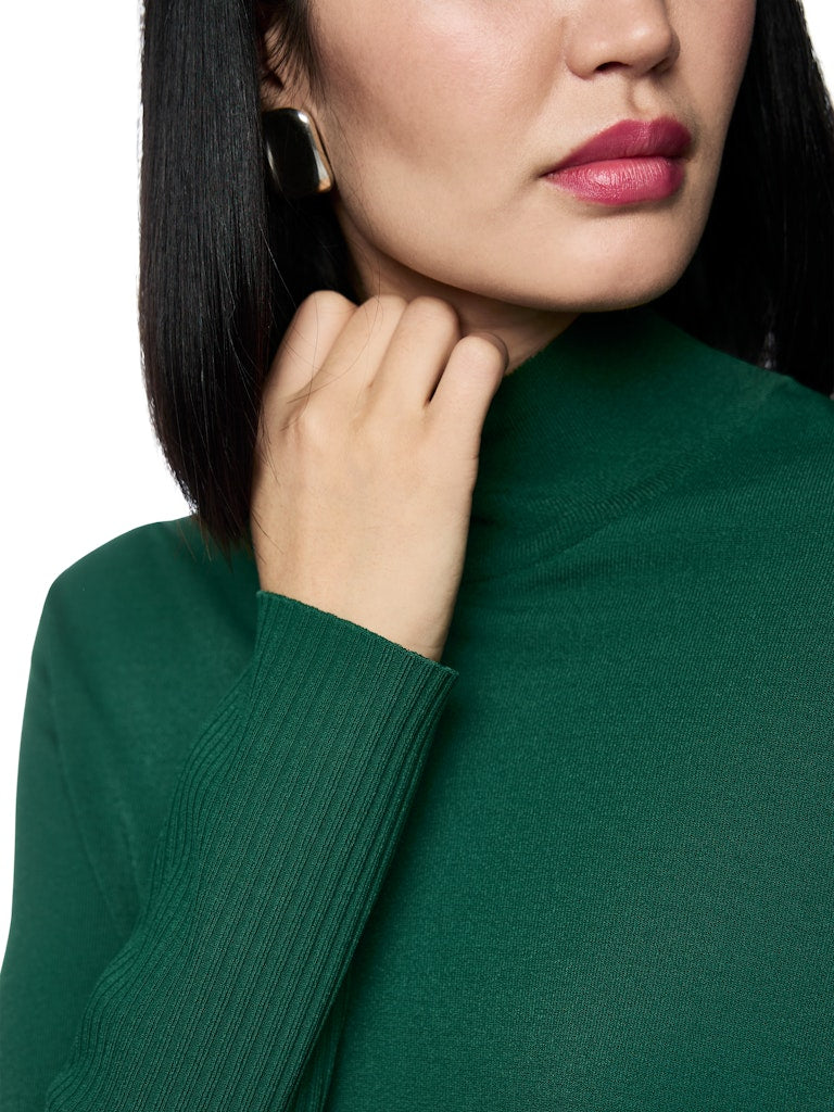 Feinstrick-Pullover in dark green