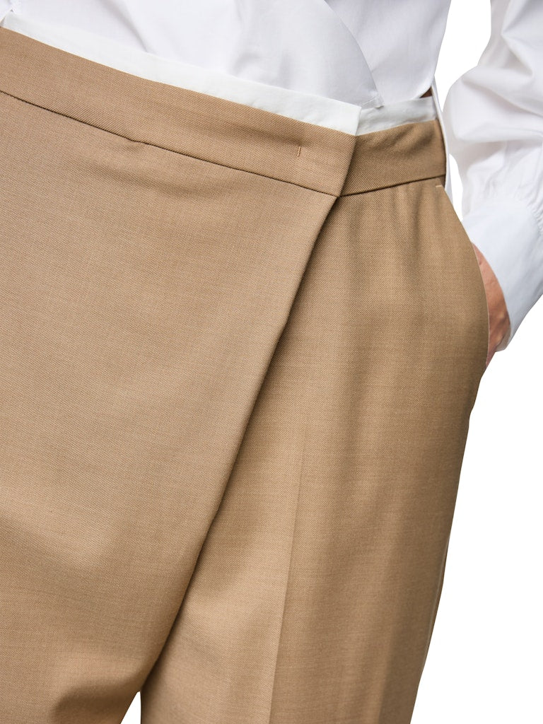 Lässige Hose in camel Modell WELS