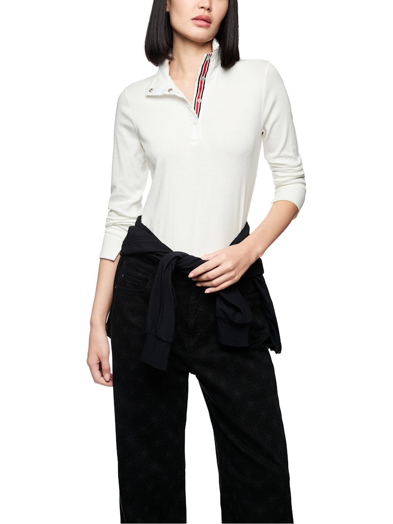 Langarm Shirt in creme mit glänzendem Kragen