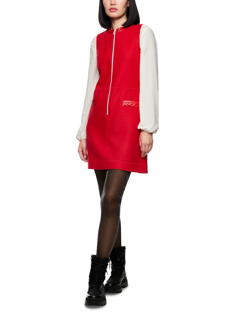 Walk Kleid in cranberry "Knitted in Germany”