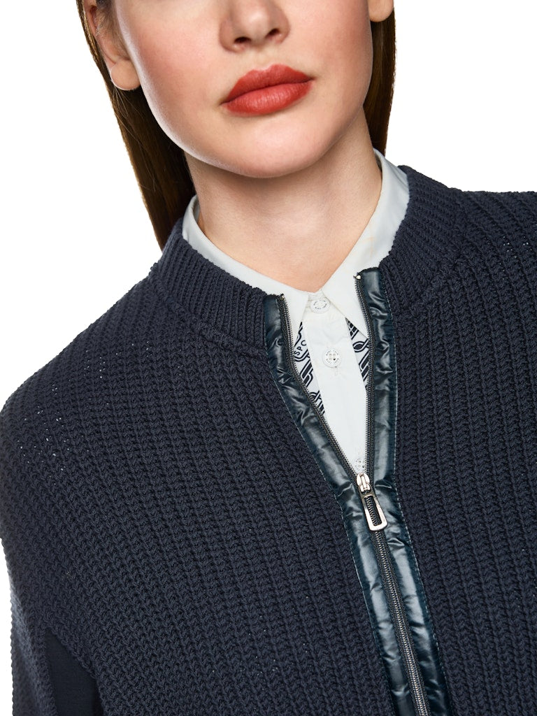 Grob-Strickjacke in navy Knitted in Germany