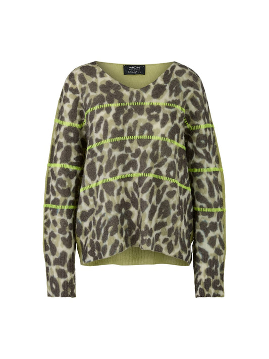 Leo-Pullover in soft olive Knitted in Germany