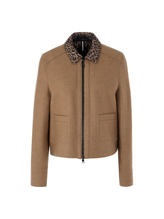Walk-Jacke in milk coffee mit Leo Details