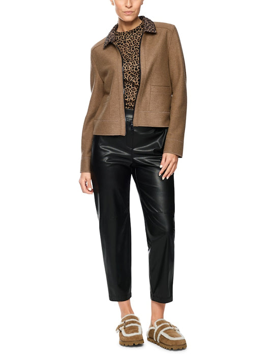 Walk-Jacke in milk coffee mit Leo Details